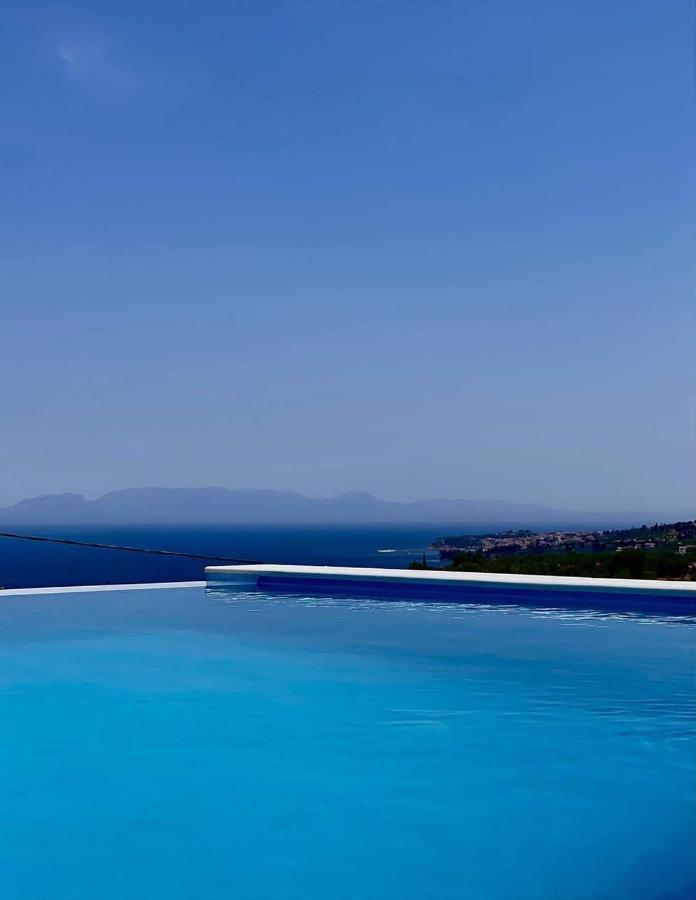 Georgianna'S Suite With Private Pool , 'Greysuite' Kómboi Eksteriør bilde