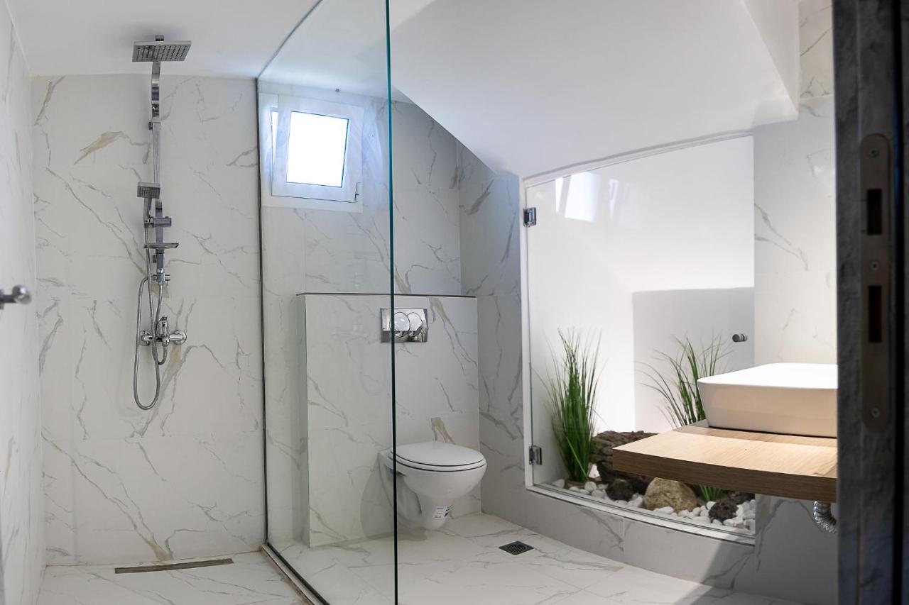 Georgianna'S Suite With Private Pool , 'Greysuite' Kómboi Eksteriør bilde