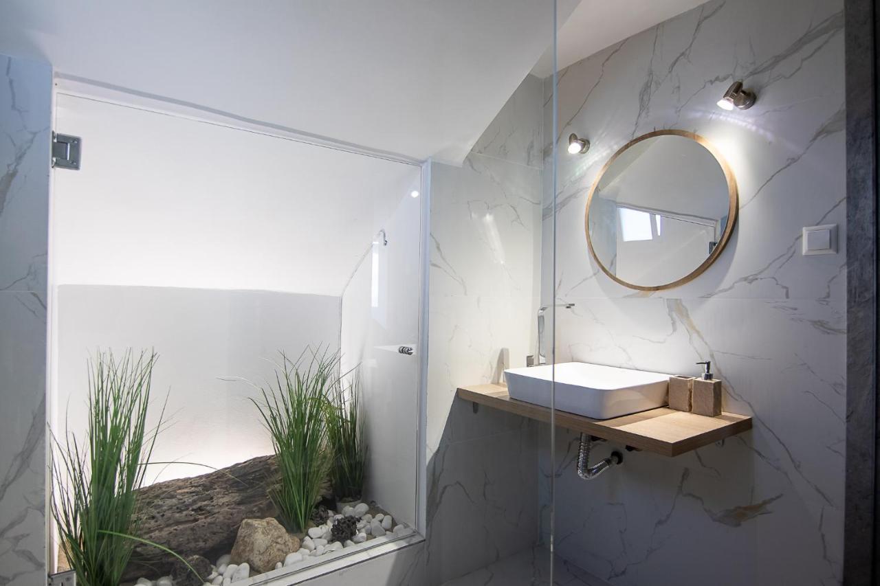 Georgianna'S Suite With Private Pool , 'Greysuite' Kómboi Eksteriør bilde